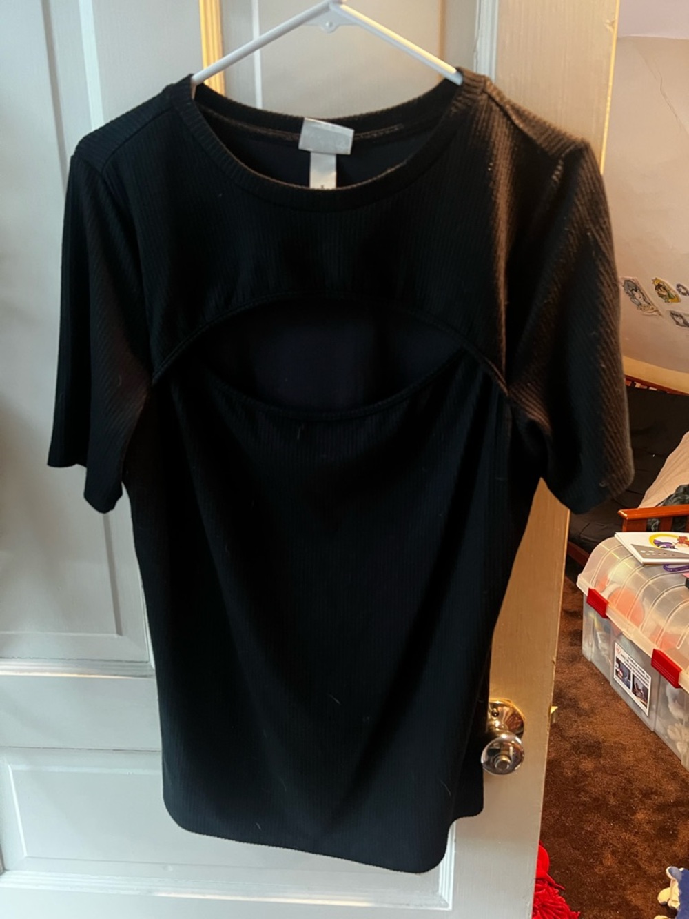 Ava & Viv Black Ribbed Short-Sleeve Cutout Top